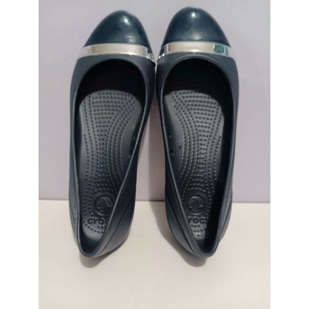 Crocs Cap Toe Navy Blue Slip On Comfort Women's Shoes Sz 7